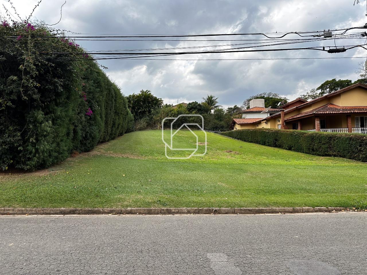 Terreno à venda em Itu - SP - Condomínio Campos de Santo Antônio: 
