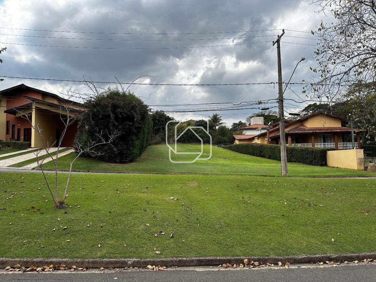 Terreno à venda em Itu - SP - Condomínio Campos de Santo Antônio: 