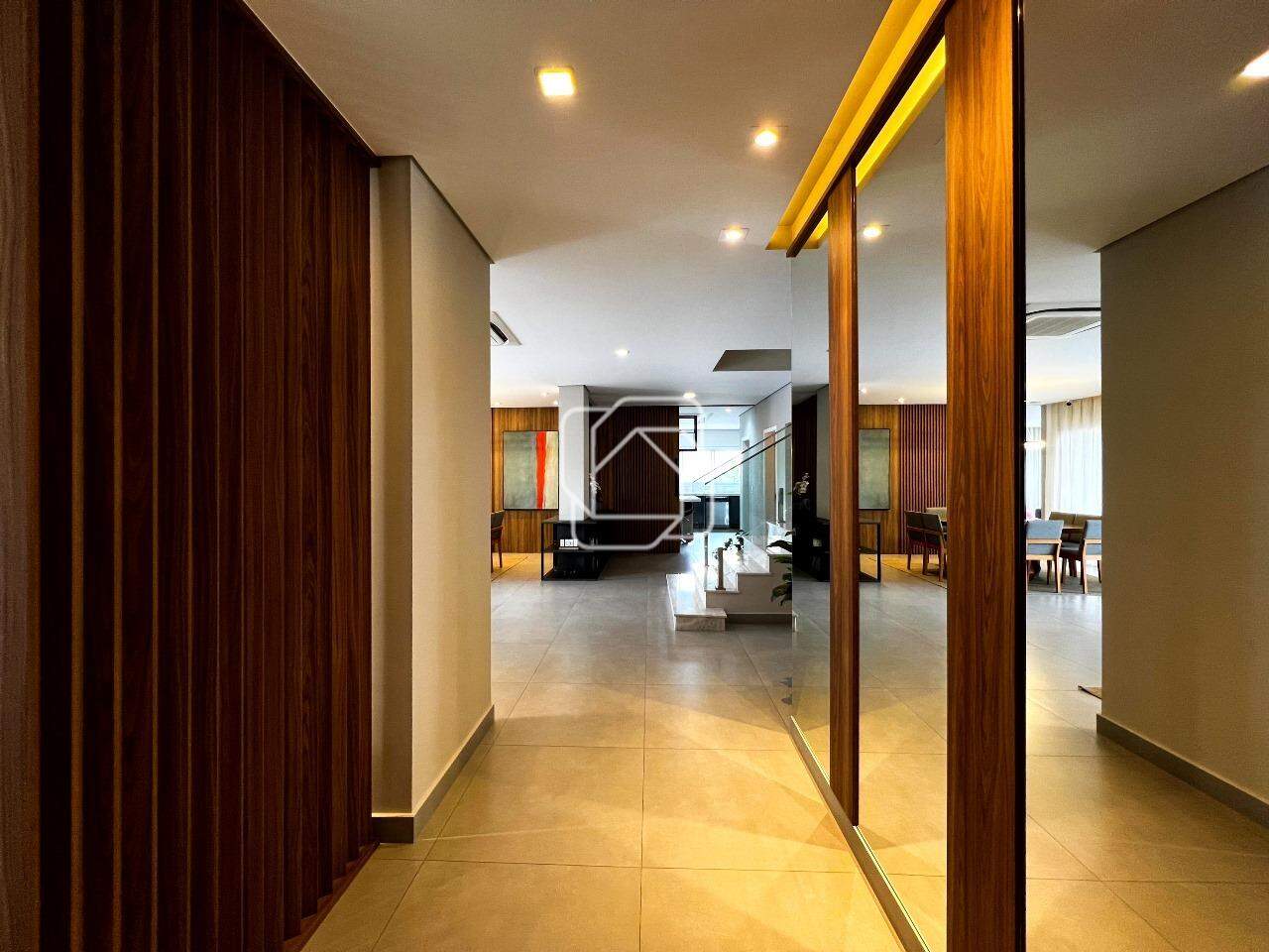 Casa de Condomínio à venda em Itu - SP - Jardim Theodora: Hall de entrada