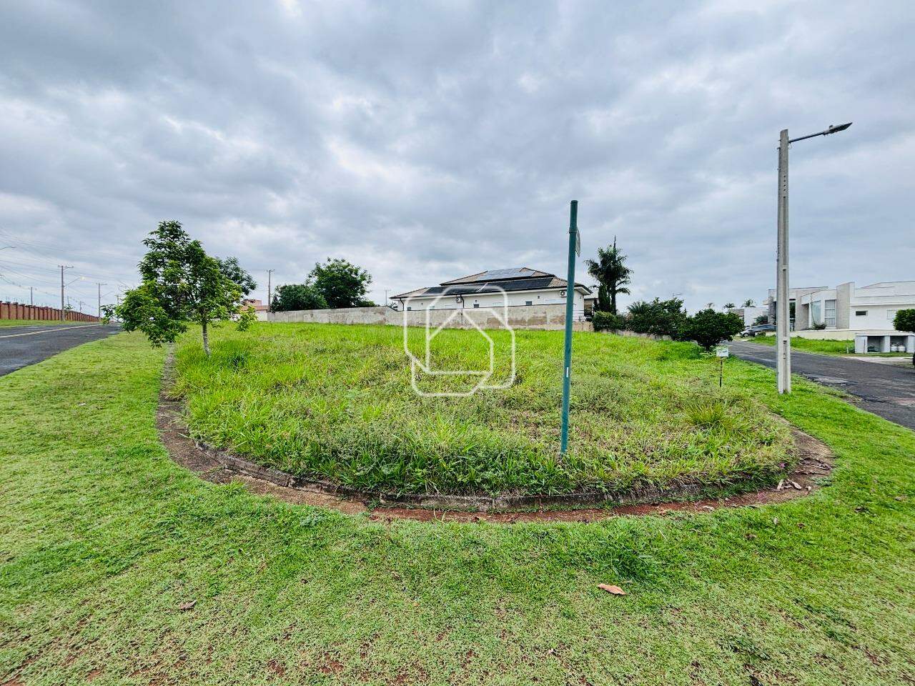 Terreno à venda em Salto - SP - Condomínio Fazenda Palmeiras Imperiais: