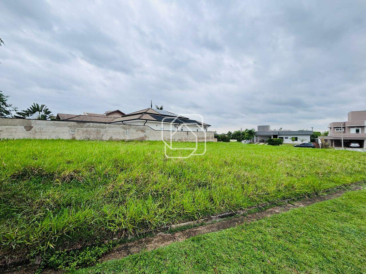 Terreno à venda em Salto - SP - Condomínio Fazenda Palmeiras Imperiais: