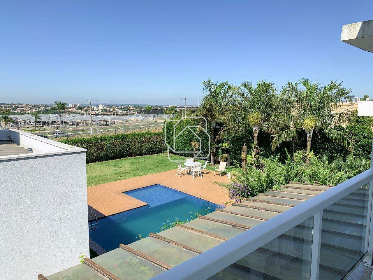 Casa de Condomínio à venda em Itu - SP - Jardim Plaza Atheneé: Varanda do quarto