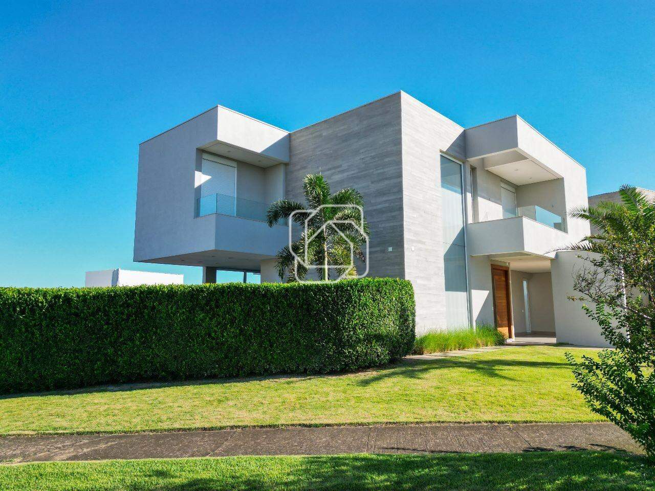 Casa de Condomínio à venda em Salto - SP - Residencial Central Parque: Lateral da casa