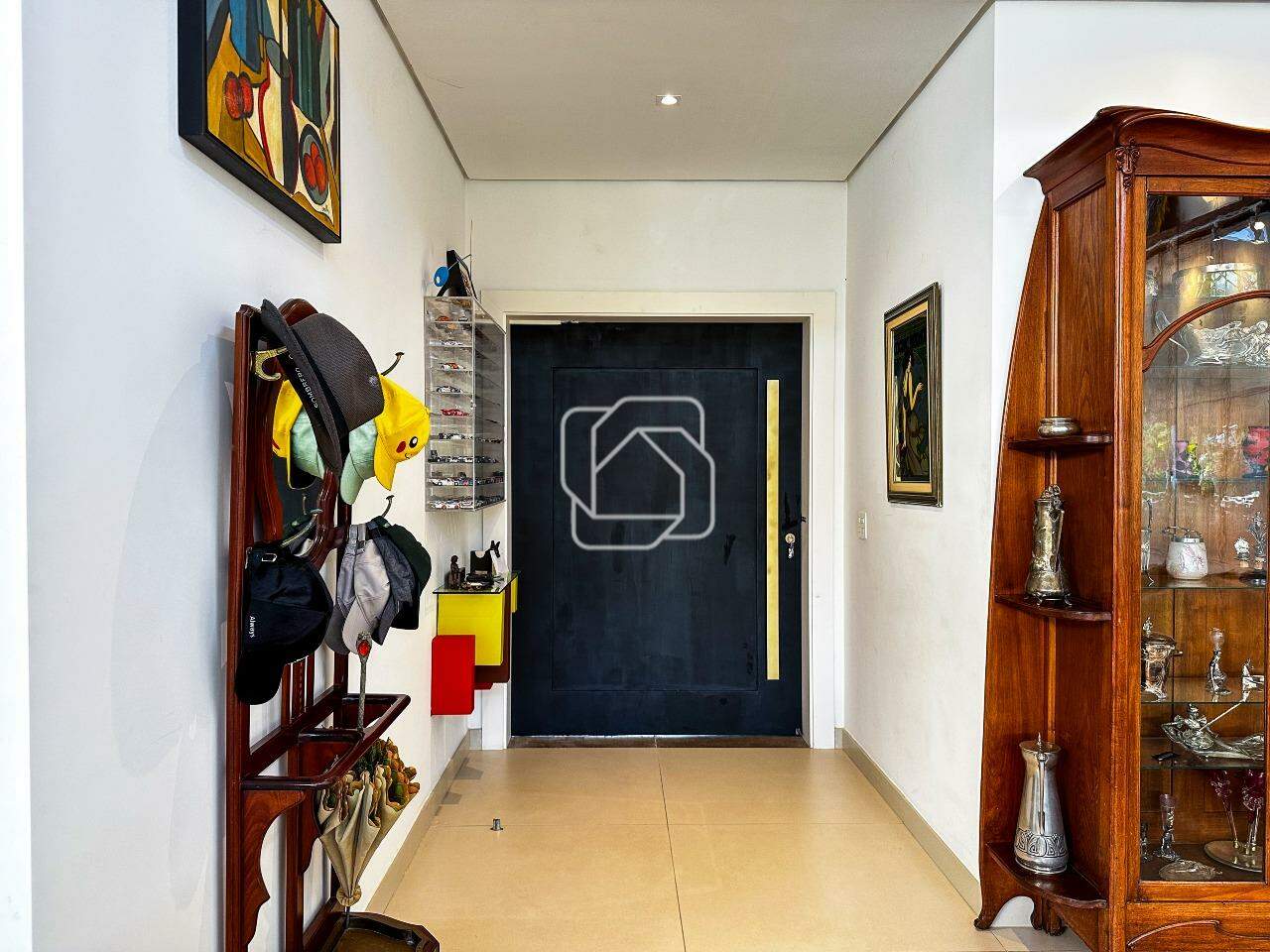 Casa de Condomínio à venda em Itu - SP - Jardim Plaza Atheneé: Hall de entrada