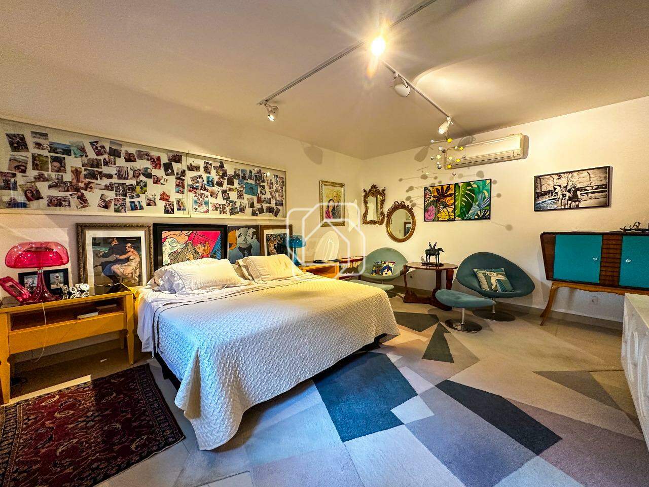 Casa de Condomínio à venda em Itu - SP - Jardim Plaza Atheneé: Suíte