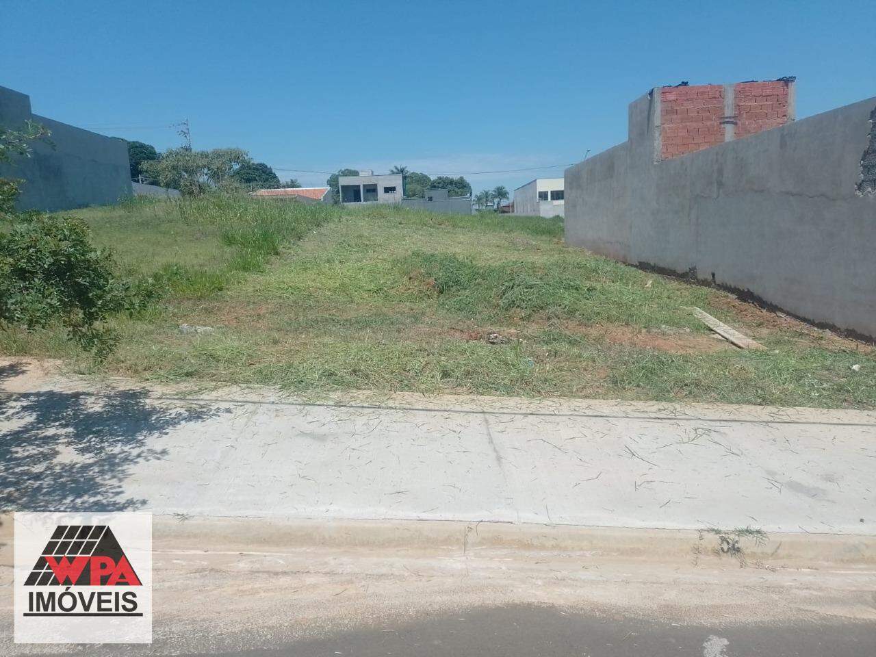 Terreno à venda no Vista Alegre: 
