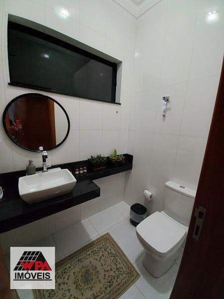 Casa à venda no Vila Belvedere: 