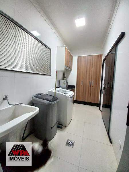 Casa à venda no Vila Belvedere: 