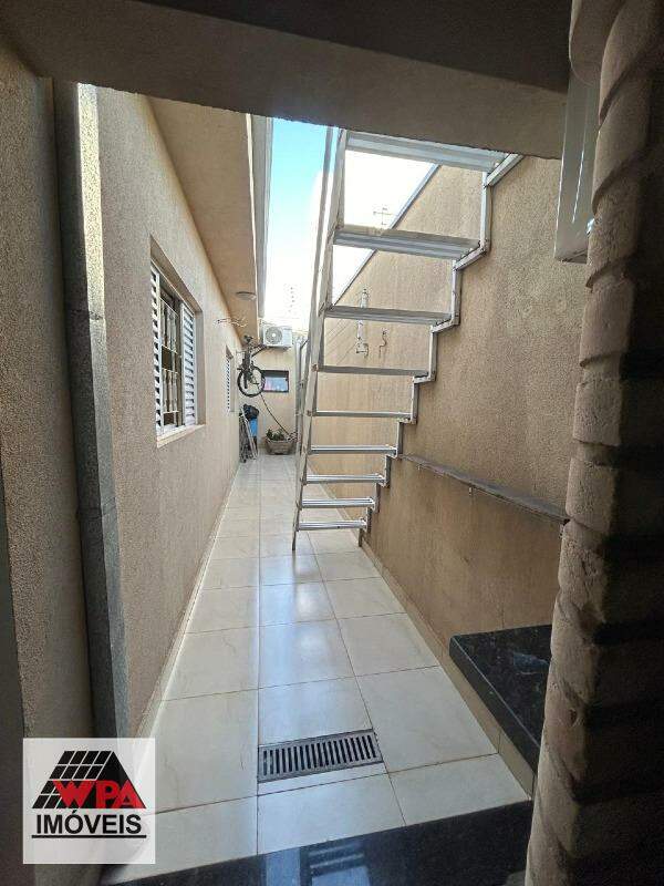 Casa à venda no Jardim Terramérica I: 