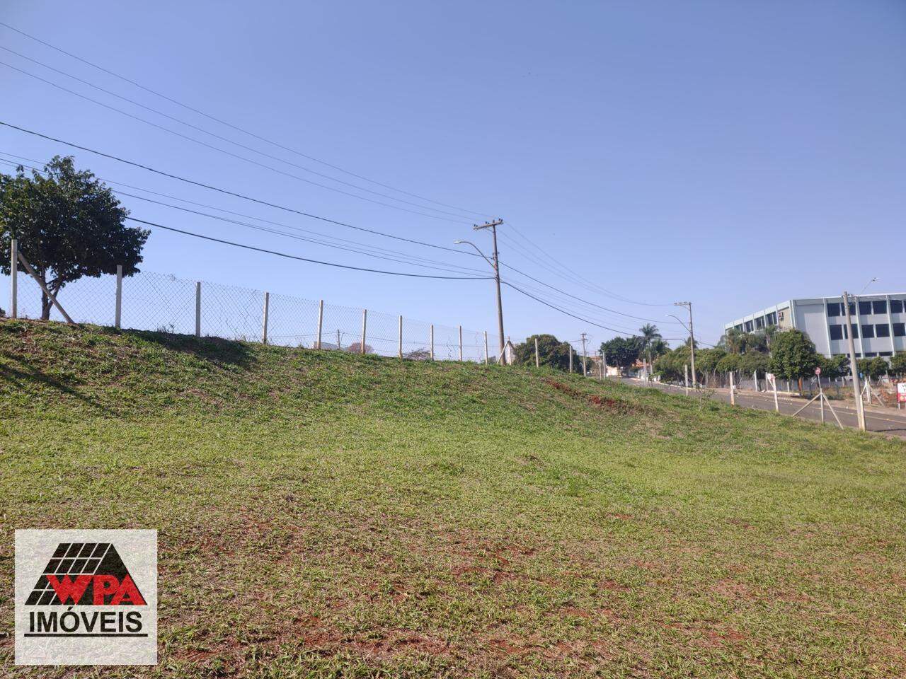 Terreno à venda no Loteamento Residencial Jardim dos Pinheiros: 