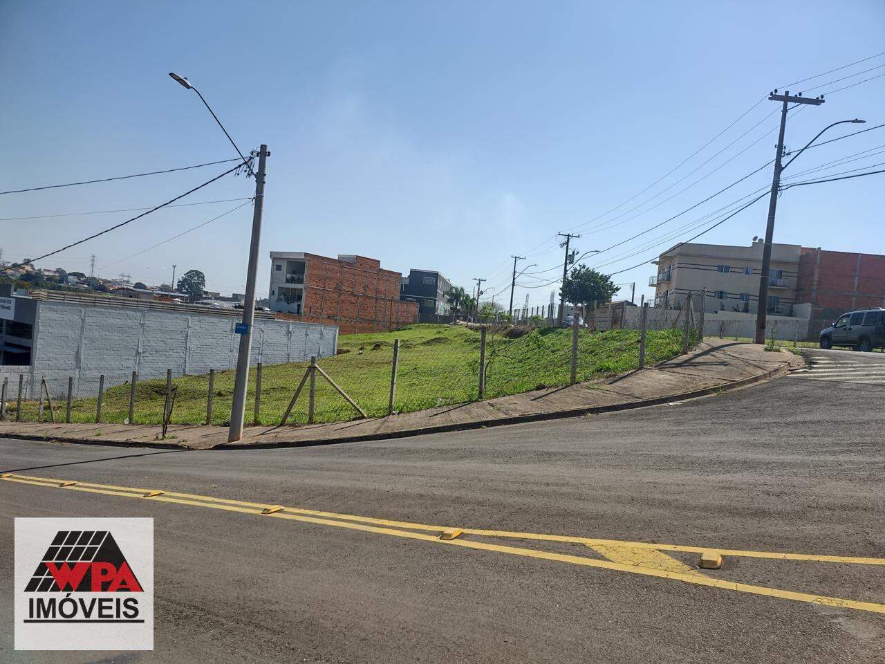 Terreno à venda no Loteamento Residencial Jardim dos Pinheiros: 
