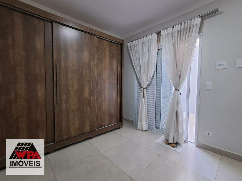 Apartamento à venda no Parque Universitário: 