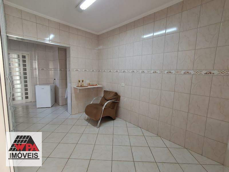 Sala à venda no Vila Cecchino: 
