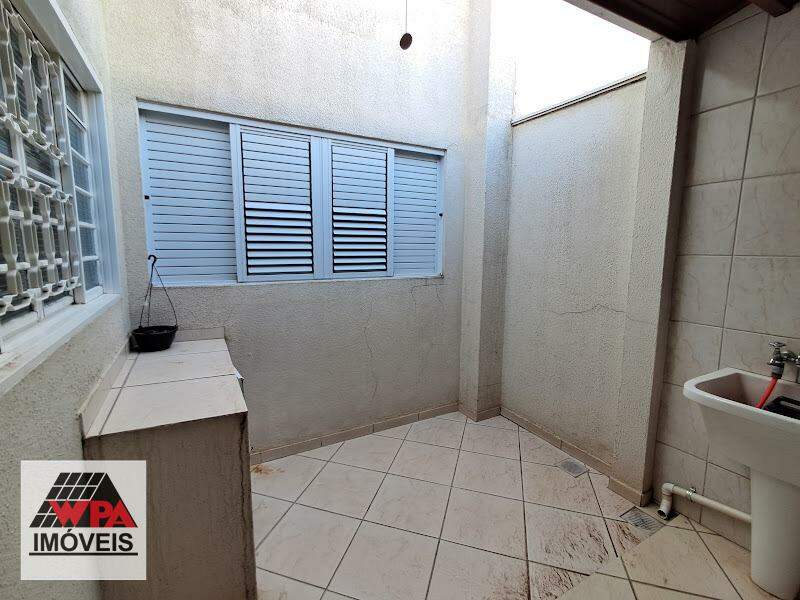 Sala à venda no Vila Cecchino: 