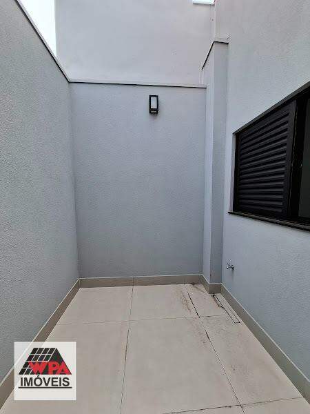 Casa à venda no Parque Universitário: 