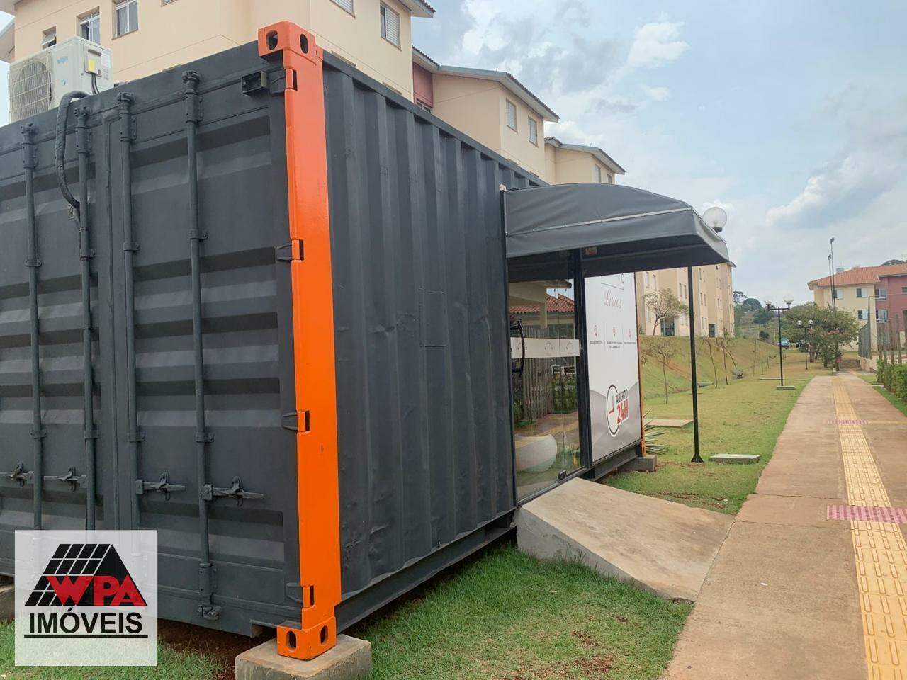 Apartamento à venda no Jardim dos Lírios: 