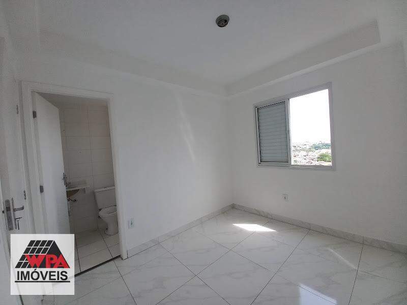 Apartamento à venda no Jardim Dona Regina: 