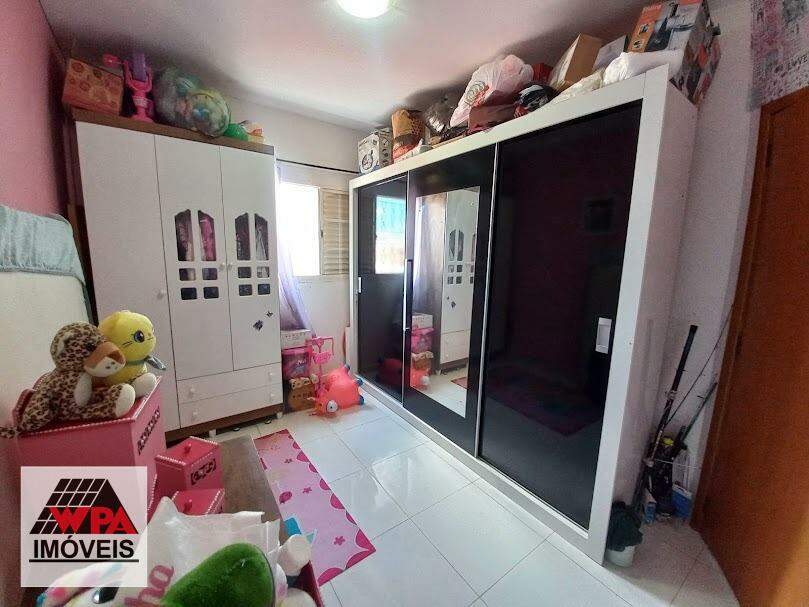 Apartamento à venda no Parque Universitário: 