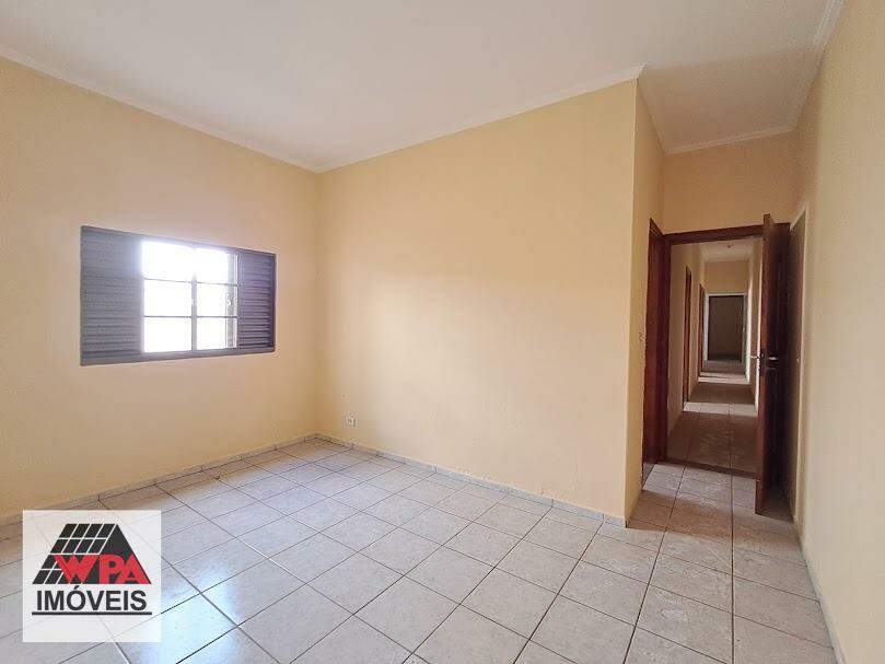Casa à venda no Jardim Santa Rosa: 