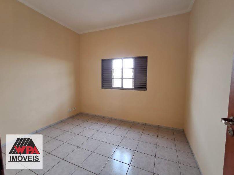 Casa à venda no Jardim Santa Rosa: 
