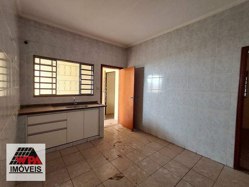 Casa à venda no Jardim Santa Rosa: 