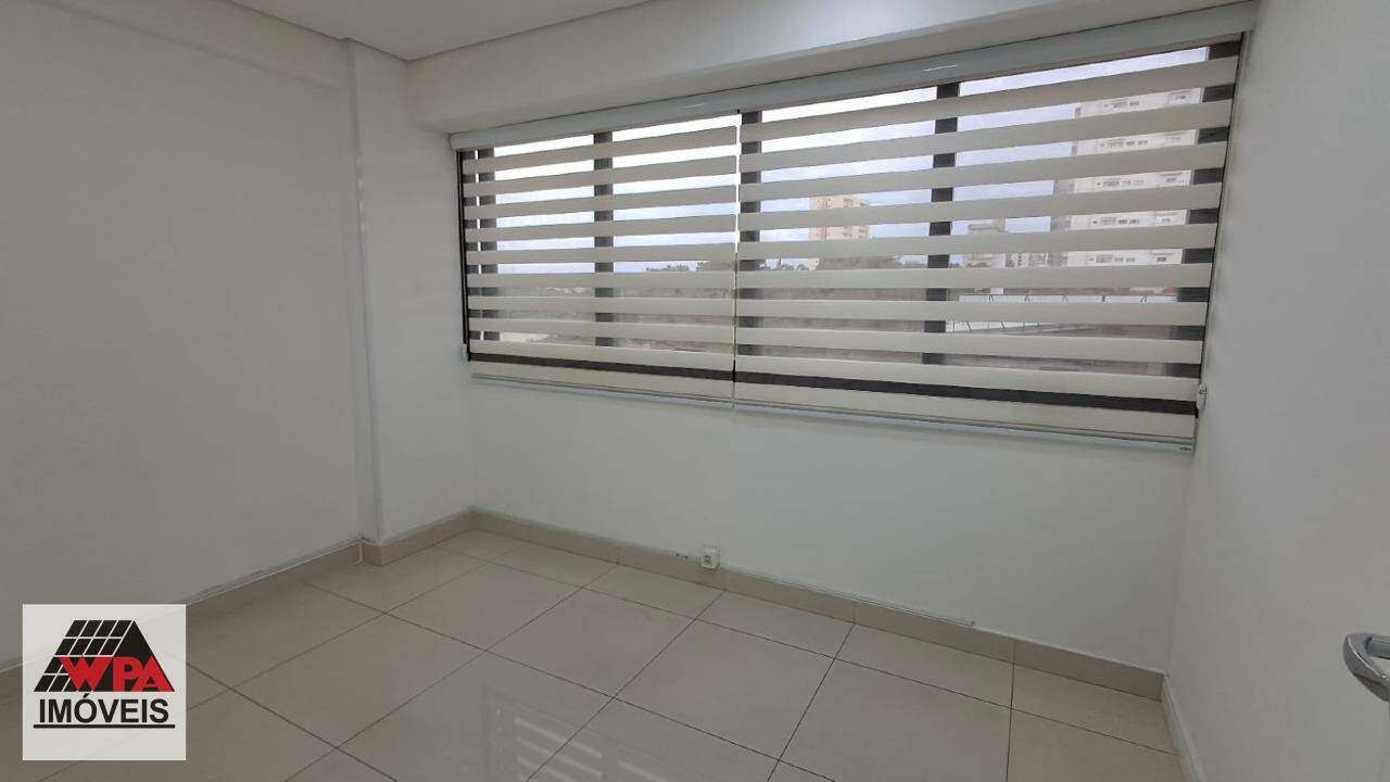 Sala à venda no Centro: 