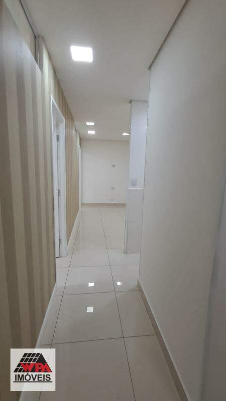 Sala à venda no Centro: 