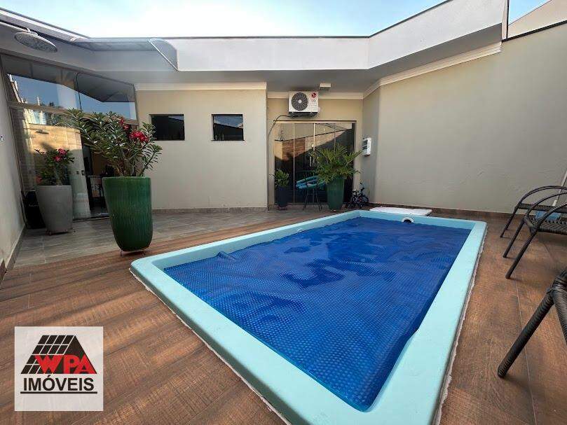 Casa à venda no Jardim da Colina: 