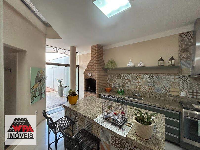 Casa à venda no Jardim da Colina: 