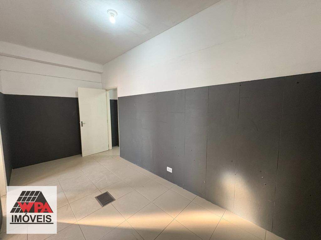 Salão para aluguel no Vila Bertini: 