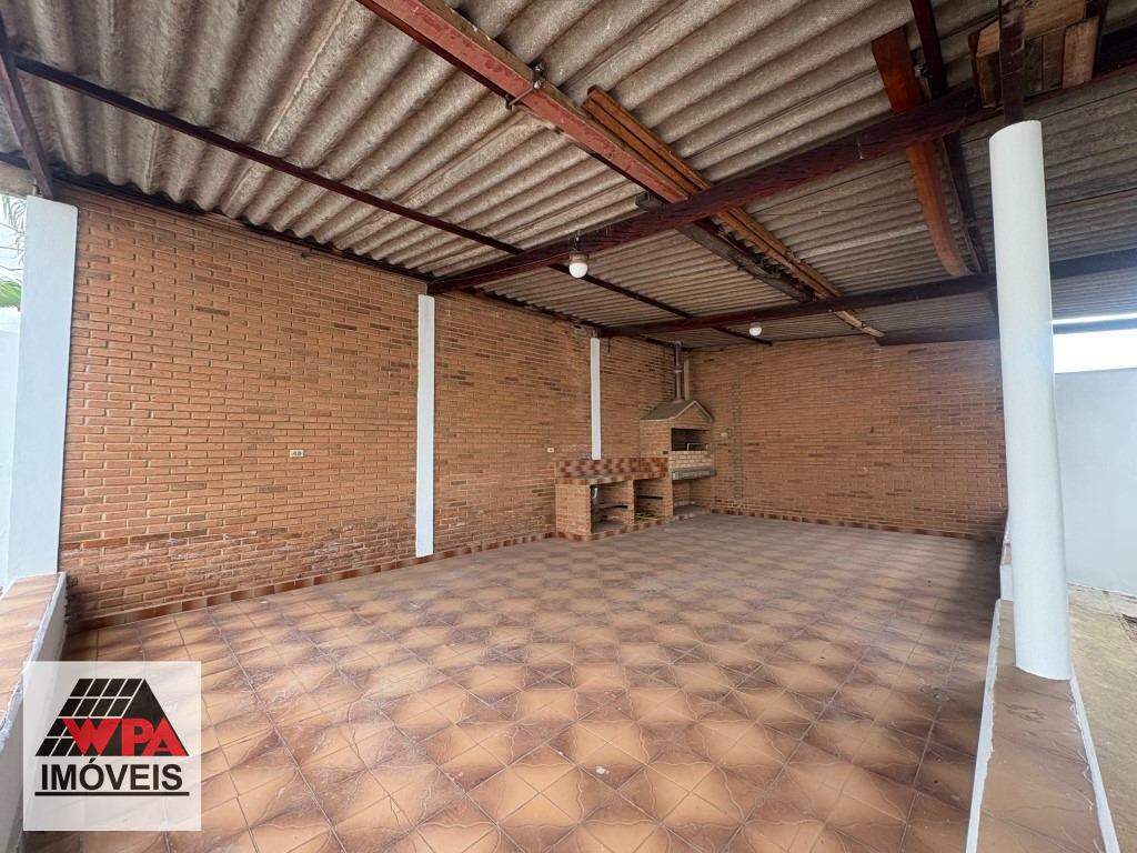 Casa Comercial para aluguel no Vila Cecchino: 