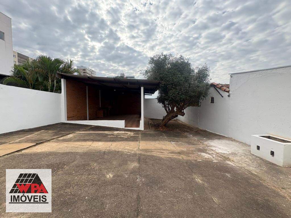 Casa Comercial para aluguel no Vila Cecchino: 