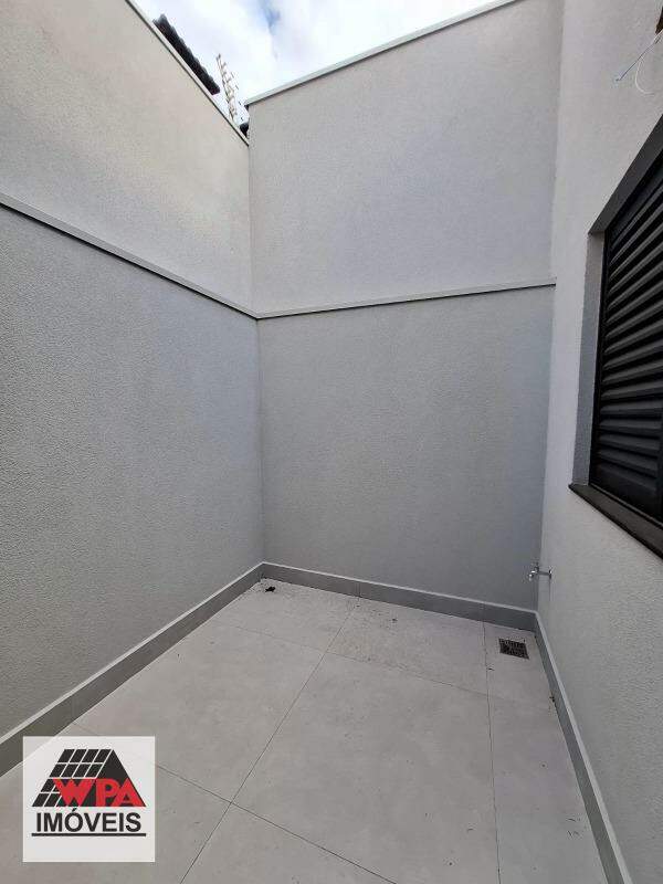Casa à venda no Parque Universitário: 