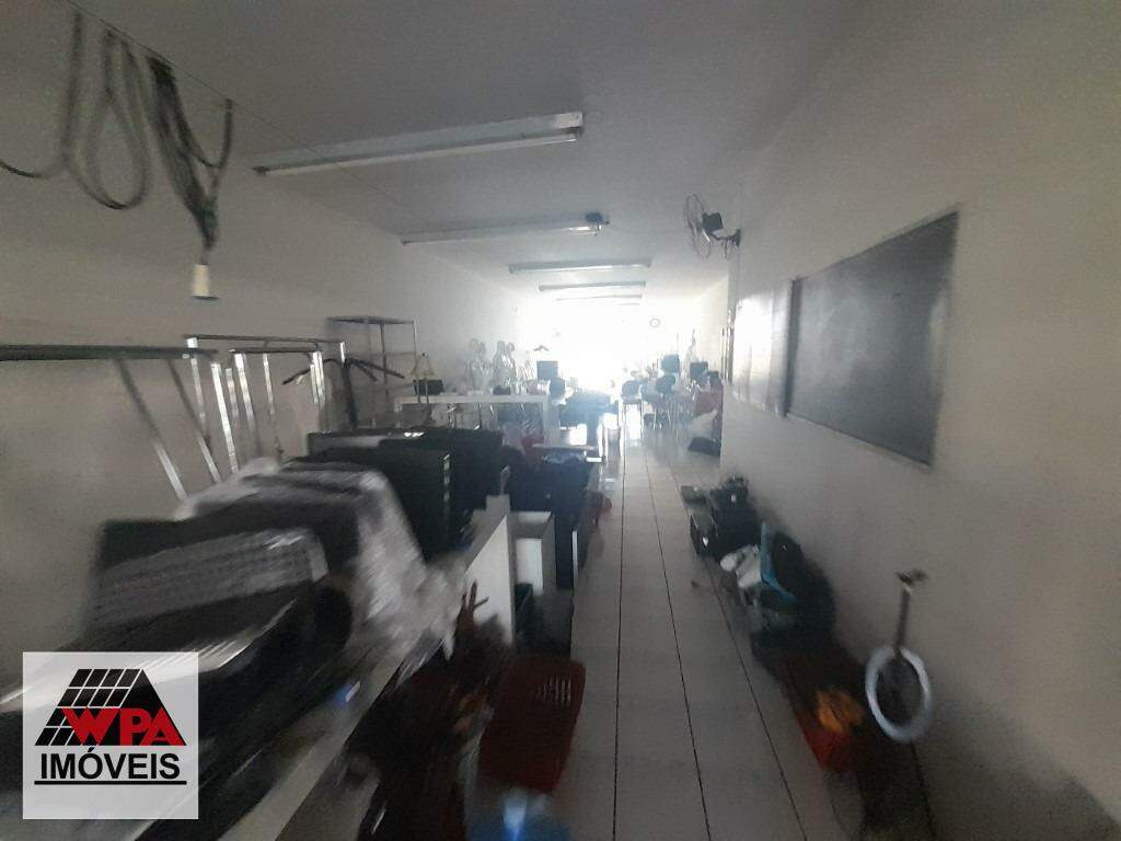 Salão para aluguel no Vila Santa Maria: 