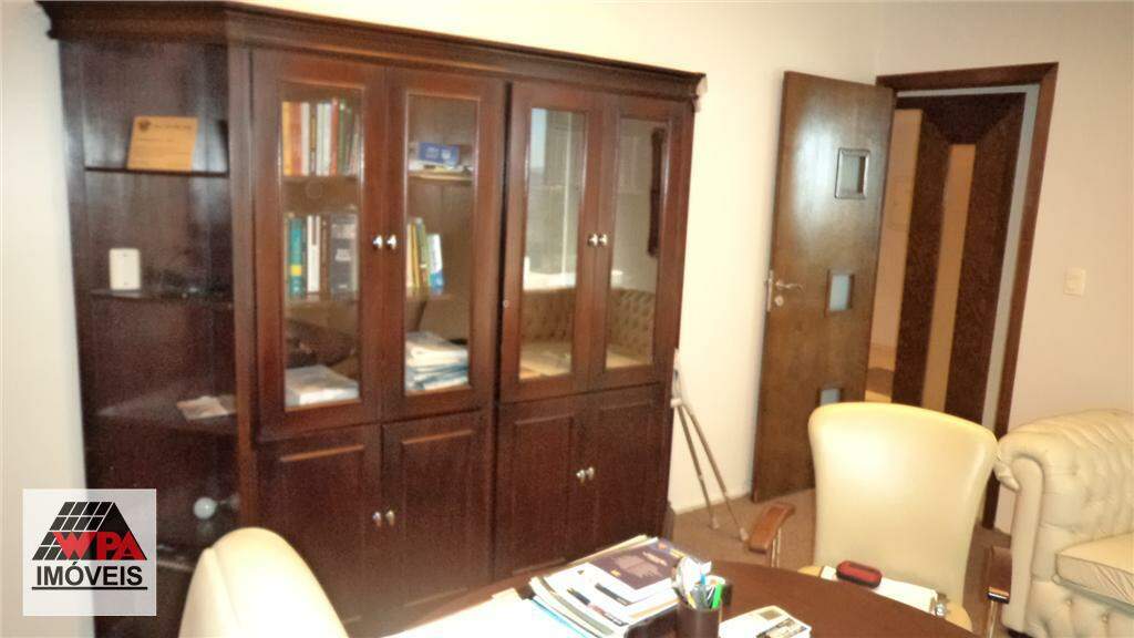 Sala à venda no Centro: 