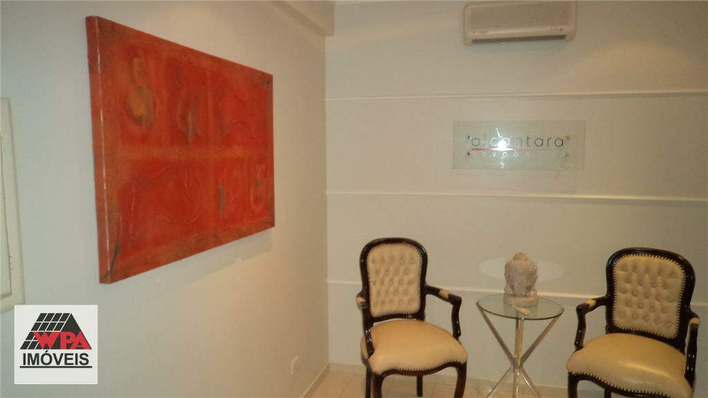 Sala à venda no Centro: 