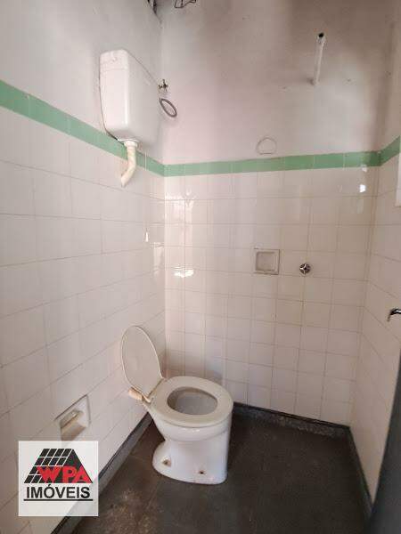 Casa à venda no Centro: 