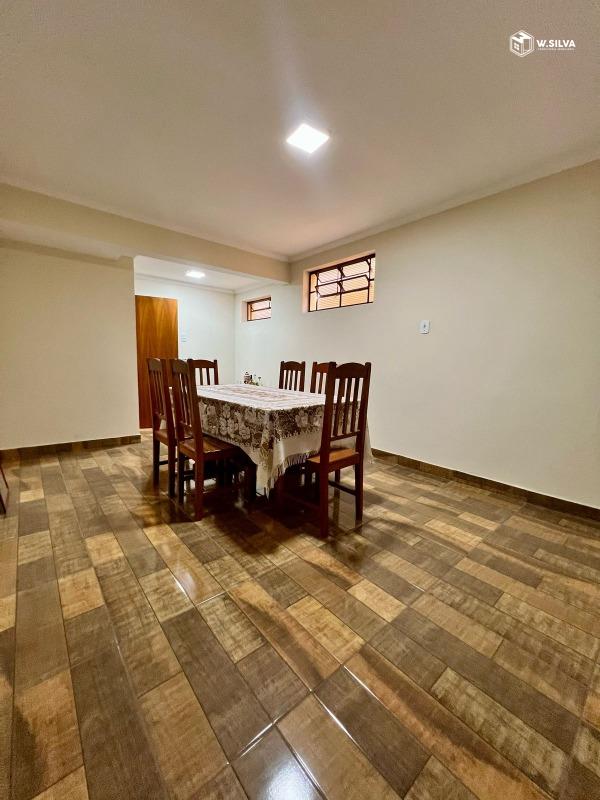 Casa em Bairro à venda no Jardim Moacyr Arruda: 