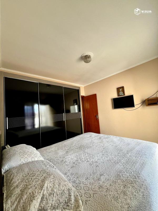 Casa em Bairro à venda no Jardim Moacyr Arruda: 