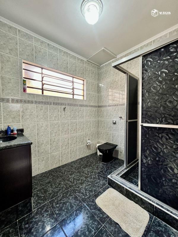 Casa em Bairro à venda no Jardim Moacyr Arruda: 