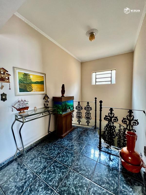 Casa em Bairro à venda no Jardim Moacyr Arruda: 