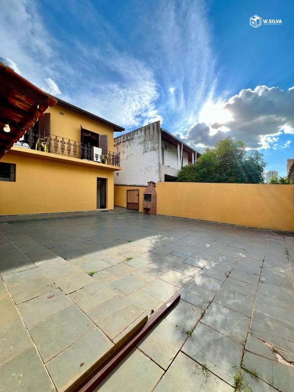 Casa em Bairro à venda no Jardim Moacyr Arruda: 