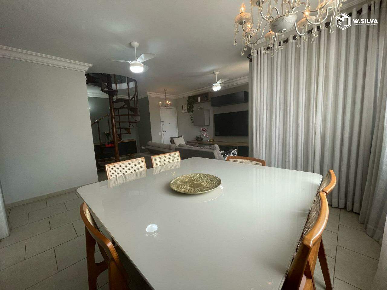 Apartamento Duplex à venda no Edifício Piazza Treviso: