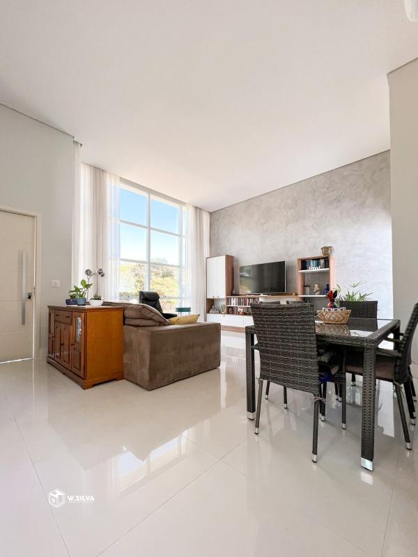 Casa em Condomínio à venda no Residencial Duas Marias: 