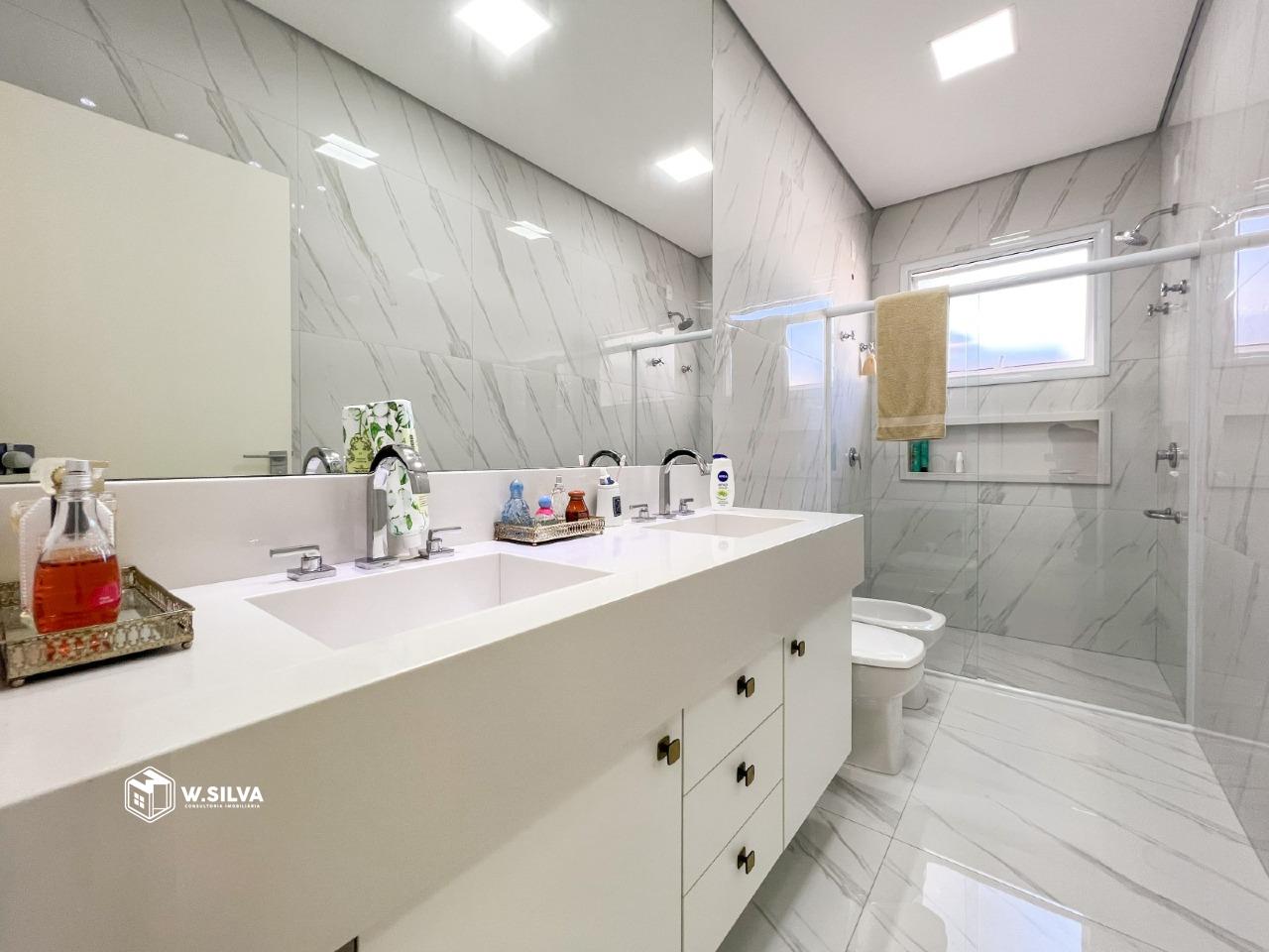 Casa em Condomínio à venda no Residencial Duas Marias: 