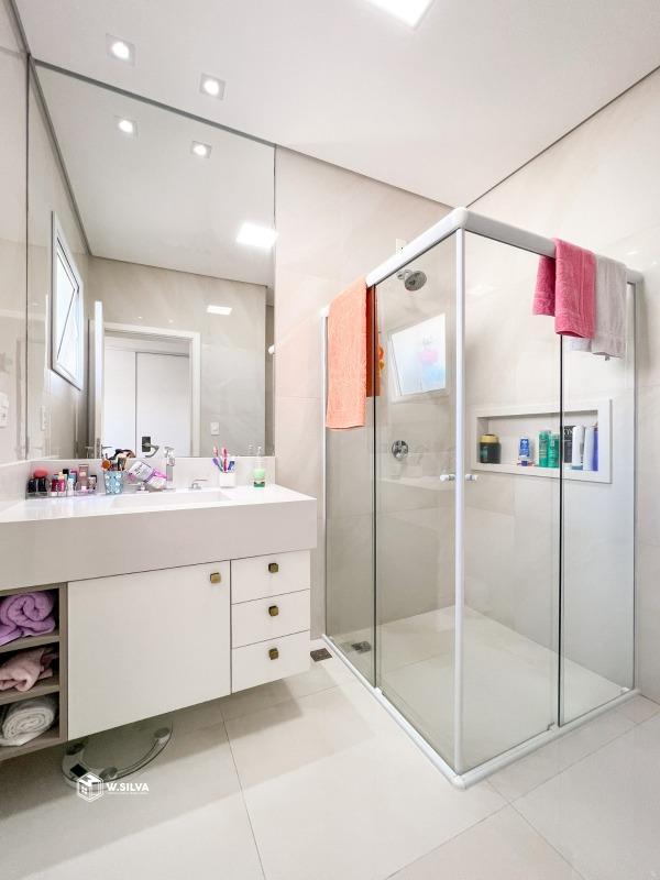 Casa em Condomínio à venda no Residencial Duas Marias: 