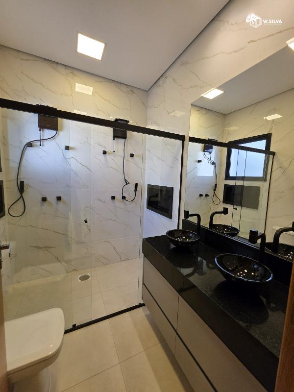 Casa em Condomínio à venda no Condomínio Park Gran Reserve: 