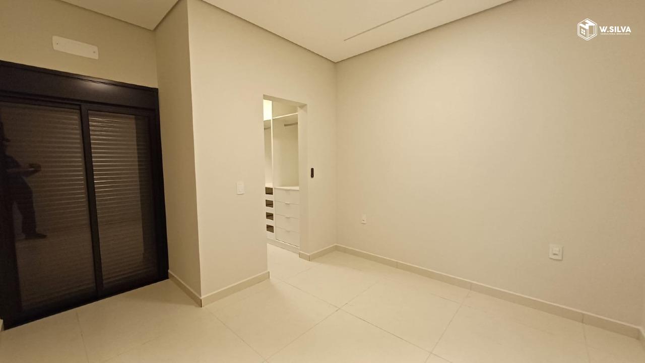 Casa em Condomínio à venda no Condomínio Park Gran Reserve: 