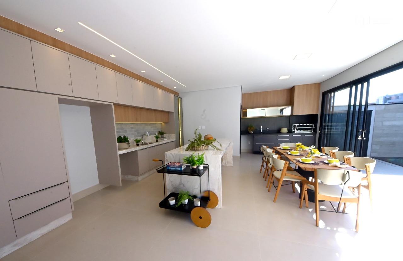 Casa em Condomínio à venda no Condomínio Dona Maria Candida: cozinha/sala de jantar