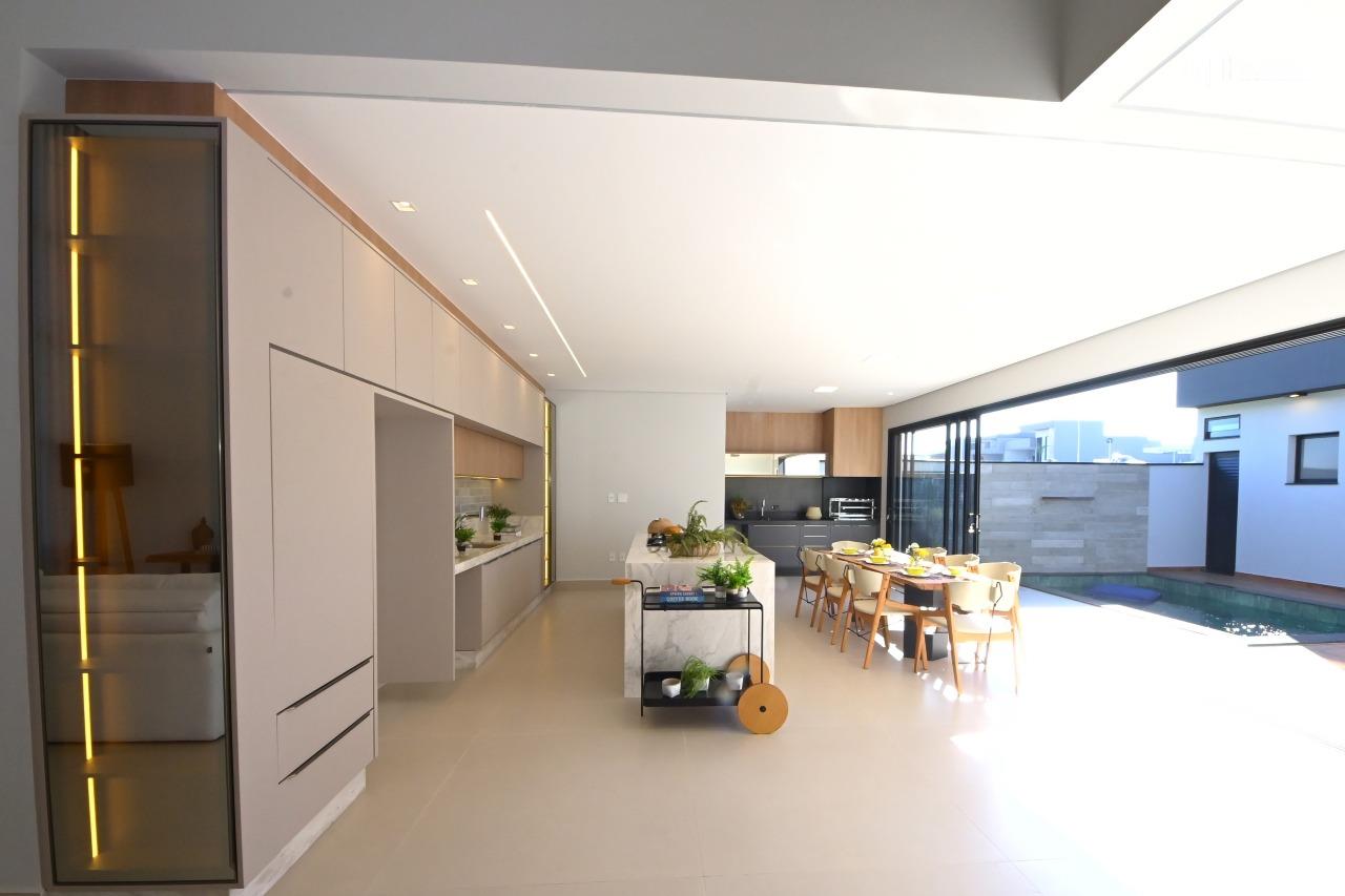 Casa em Condomínio à venda no Condomínio Dona Maria Candida: sala jantar/cozinha/ área gourmet